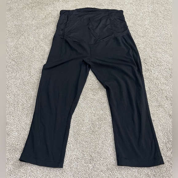 Isabel Maternity Athletic Maternity Capris w/ Over Belly Panel size XXL - Picture 1 of 5